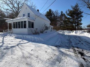 66 Chestnut Hill Rd, Rochester, NH 03867