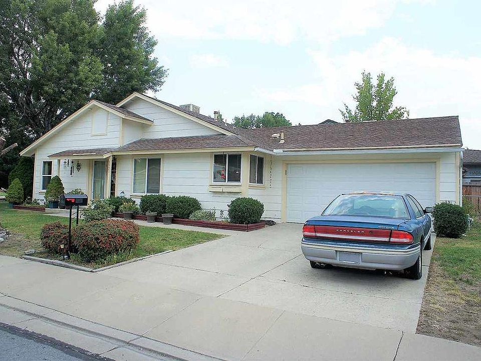 1st image of 1323 Coachman Ct