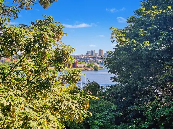Peco Plaza, 2040 8th Ave N APT 302, Seattle, WA 98109