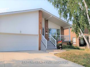 2405 Benedet Dr, Mississauga, ON L5J 4H5