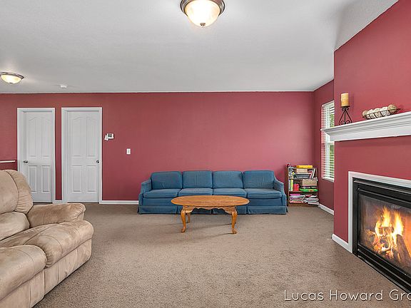 5th image of 14621 Ivorystone Dr NE