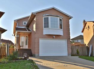 51 Russet Ct, Hamilton, ON L8E 3Z5