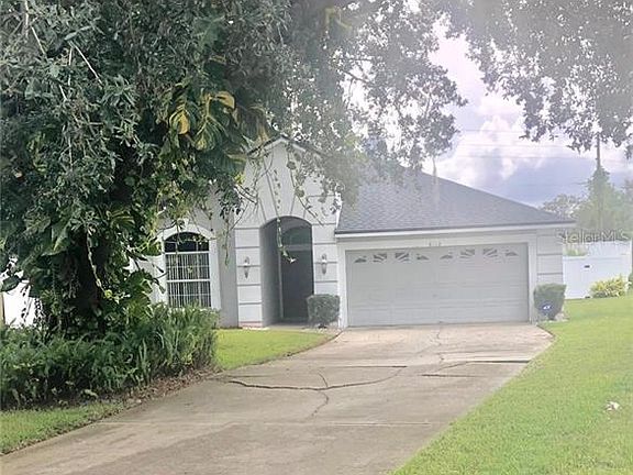 3rd image of 8112 Woodsworth Dr