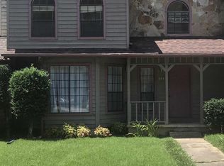 872 Brandy Oaks Ln, Stone Mountain, GA 30088