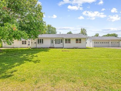 329 E 8th St, Pecatonica, IL, 61063