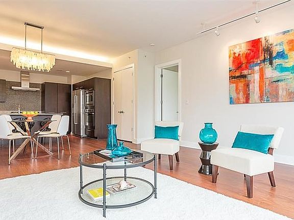 3rd image of 210 Lee Barton Dr Unit 201