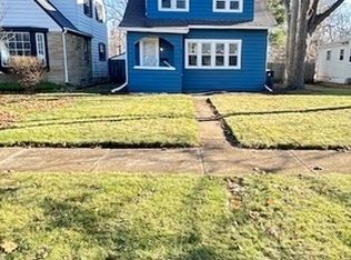 2213 Elizabeth Ave, Zion, IL 60099