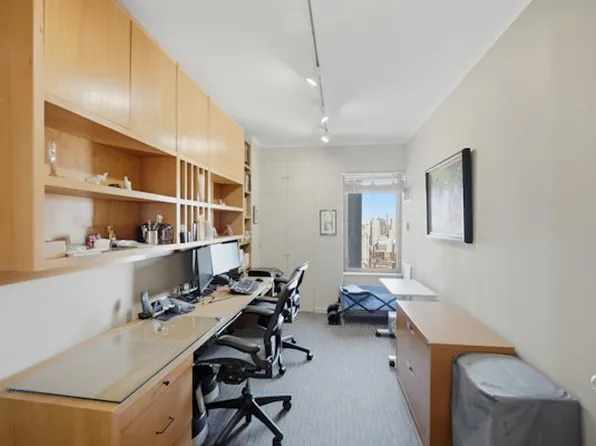 425 East 58th Street image 14 of 14