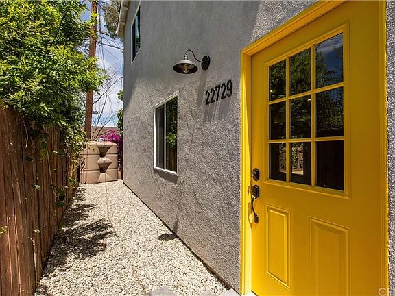 3rd image of 22729 Criswell St