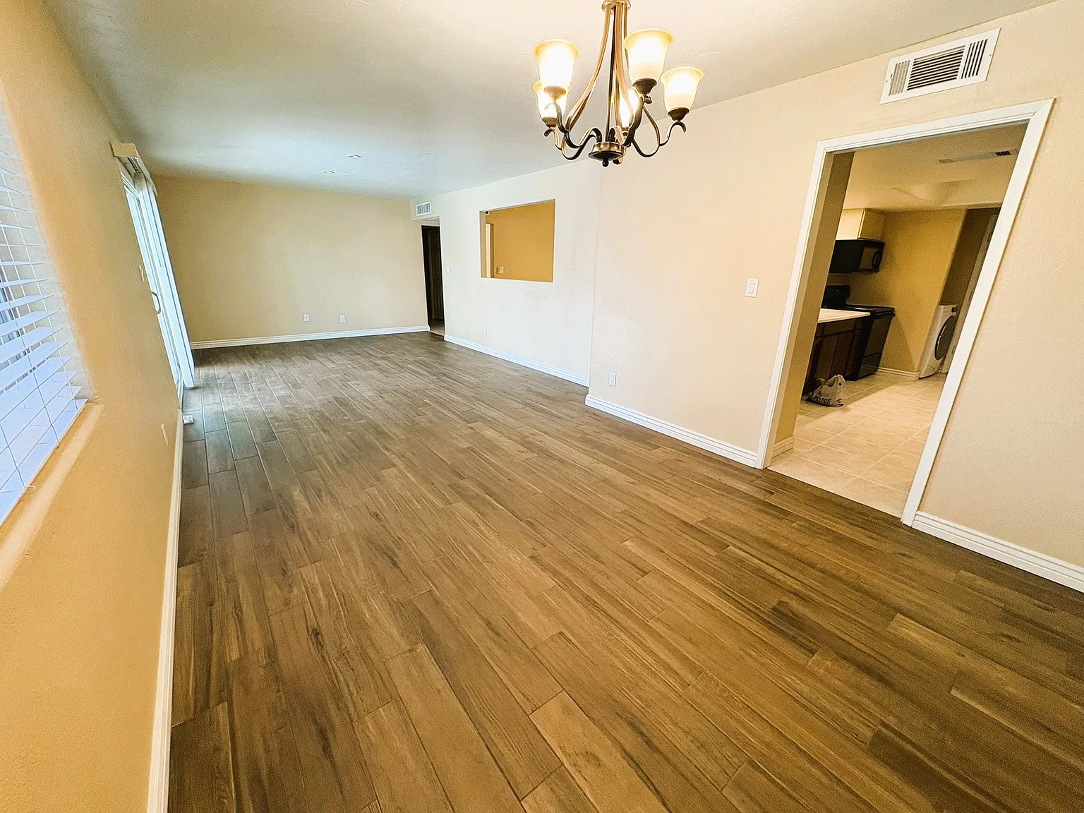 3 bed, 1700 sqft, $2,750 — Photo 4