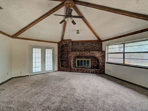5th image of 2518 NE Turtle Creek Dr