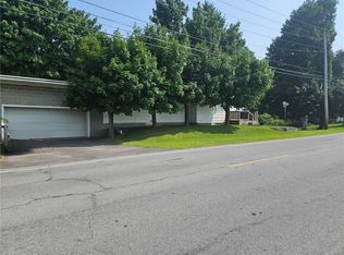 5775 Tellier Rd, Newark, NY 14513