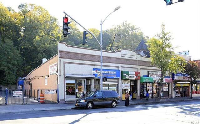 1st image of 350 North Broadway