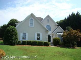 921 Brookmeade Dr, Winston Salem, NC 27106
