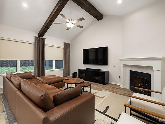 4th image of 14910 Aqualina Way