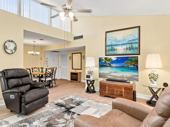2532 Boundbrook Drive S #107, Palm Springs, FL 33406