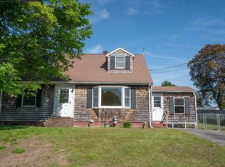 9 Bowlen Ave, Newburyport, MA 01950