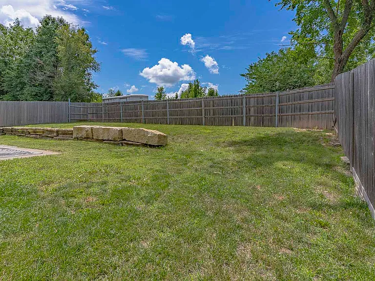 4319 Aspen Dr — Photo 36