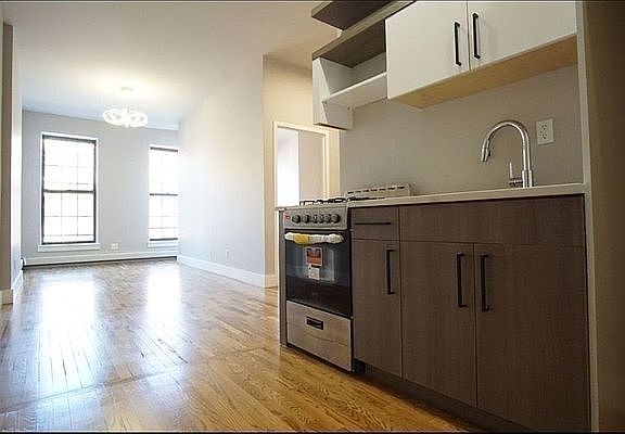 2nd image of 1084 Bedford Ave APT 3B