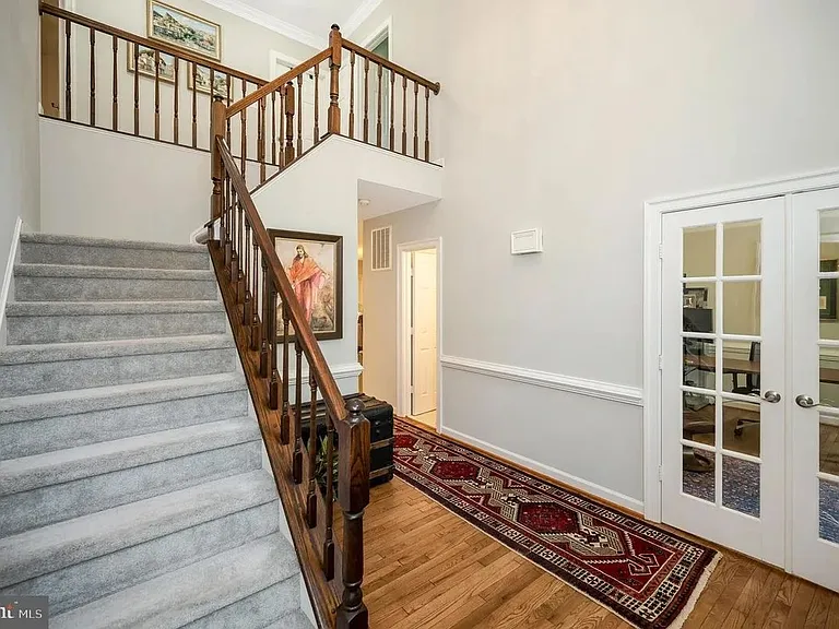 2 English Hills Dr — Photo 26