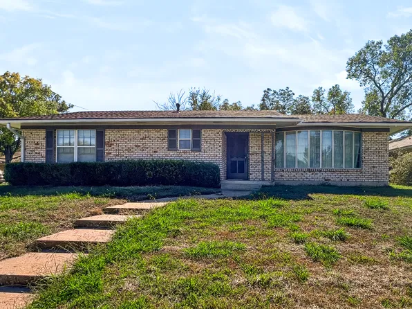 1700 W Belden St, Sherman, TX