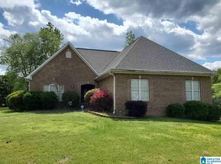 1200 Joey Cir, Mount Olive, AL 35117