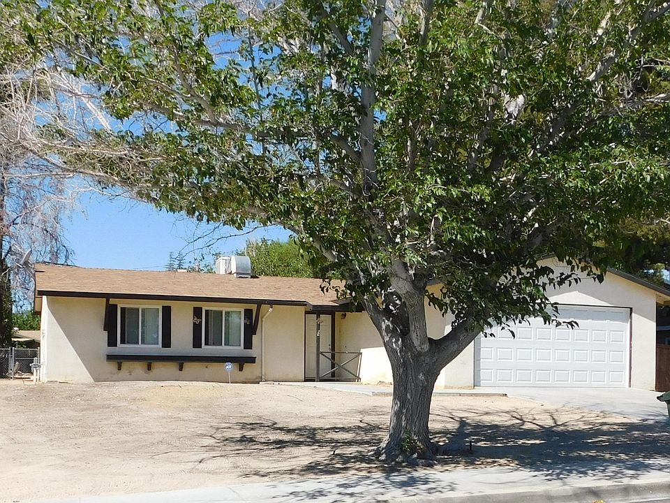 1st image of 15800 Fresno St