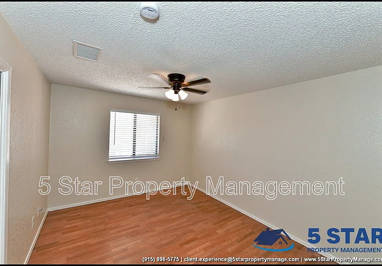 11620 Laura Marie Dr — Photo 36
