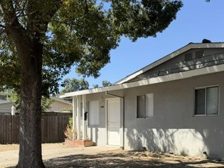 8211 Cordelia Cir — Photo 1