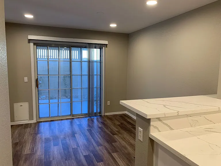 688 Harbor Mist Ave — Photo 5