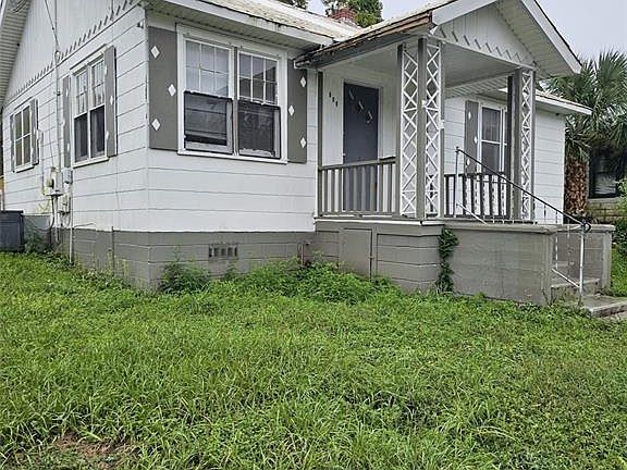 2nd image of 609 NE 8TH AVENUE