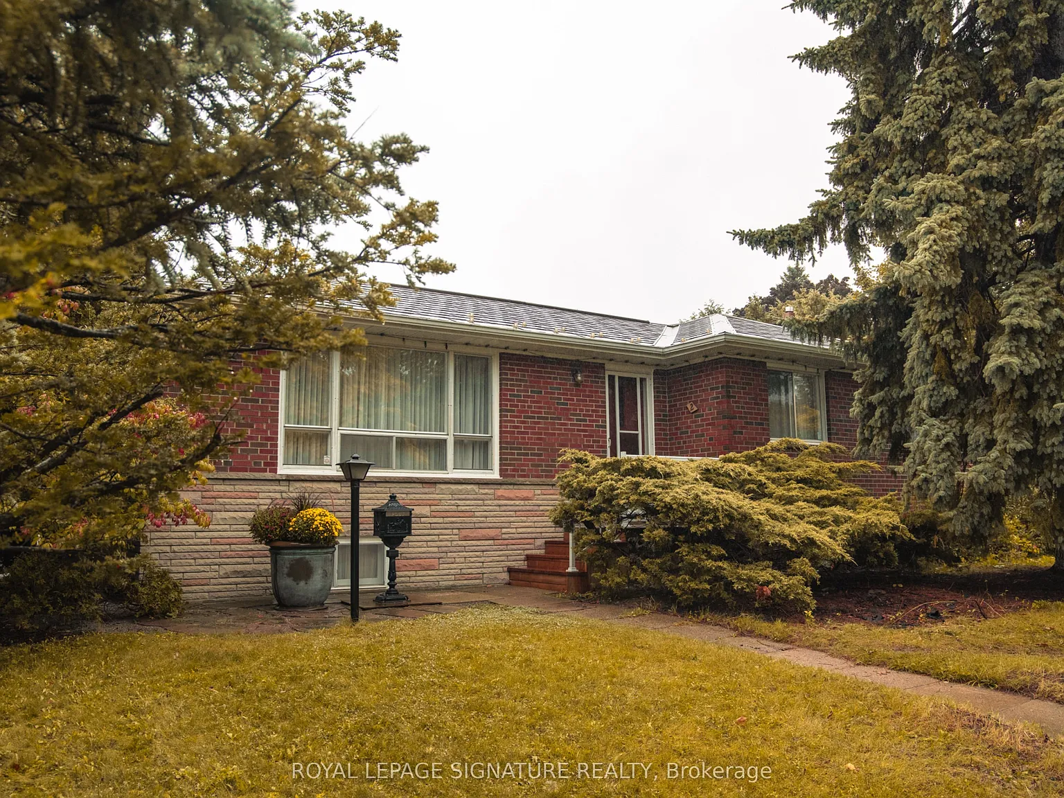 3 bed, $2,700 — Photo 2