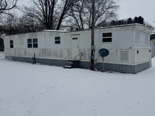 6050 East St, North Branch, MI 48461