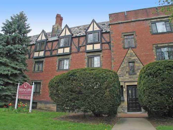 Bellevue Gables