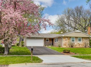471 Checker Dr, Buffalo Grove, IL 60089