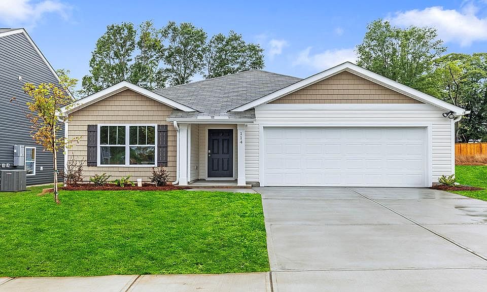 1st image of 127 Cades Cove Dr