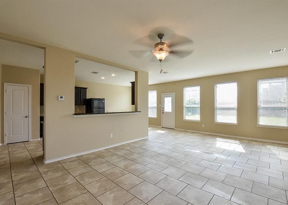 1st image of 3318 Bainbridge Hill Ln