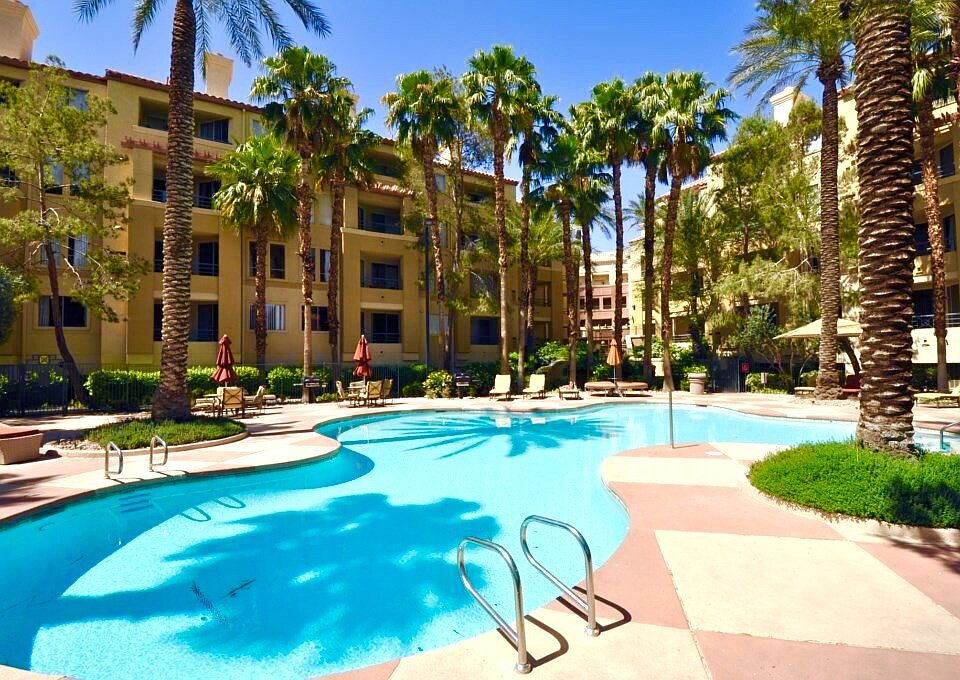 1st image of 220 W Flamingo Rd #121