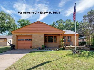 914 Eastview Dr, Mulvane, KS 67110