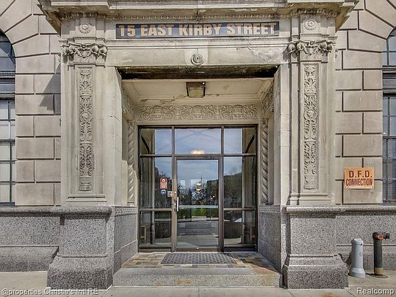 2nd image of 15 E Kirby St APT 811