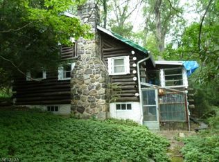 49 Cliff Rd, West Milford, NJ 07480