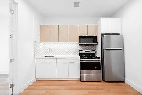 Rented by STY Management LLC | media 10