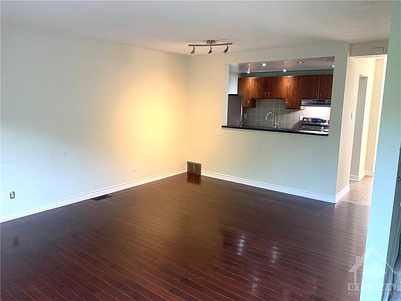 4th image of 1978 Garden Park Ln