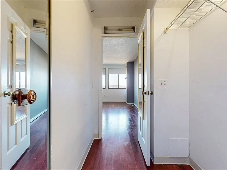 250 Hammond Pond Pkwy #1203N — Photo 22