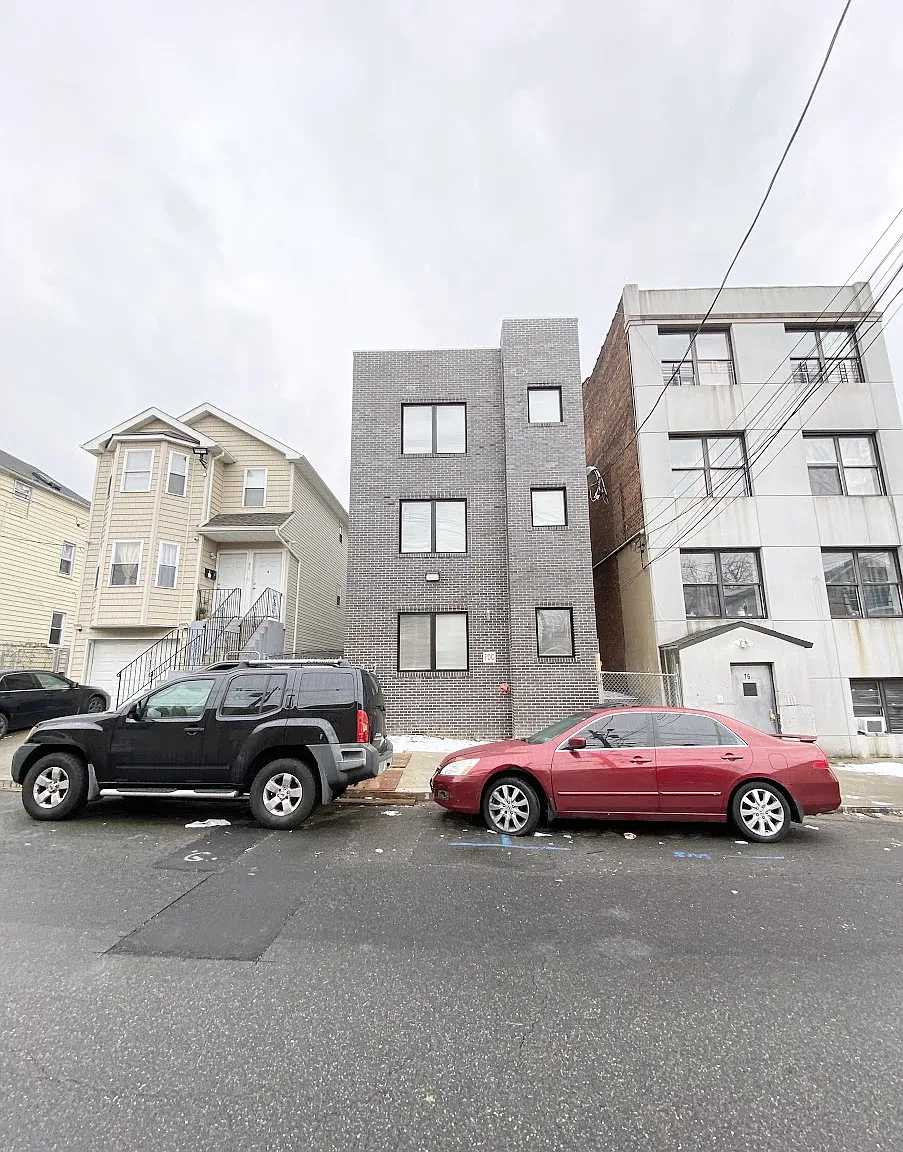 1 bed, $1,840 — Photo 4