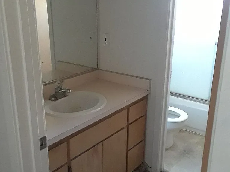 2700 Sycamore Ln — Photo 7