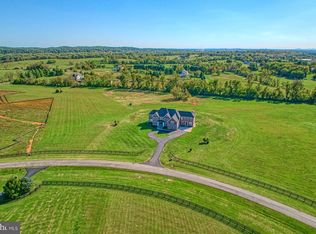 42993 Buna Mae Ln, Leesburg, VA 20176