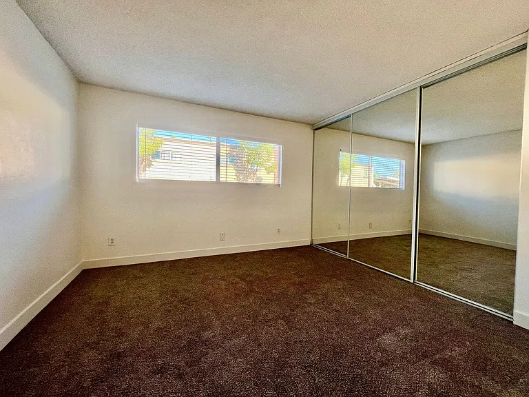 12529 Oak Knoll Rd — Photo 9