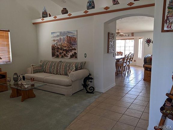 4th image of 2052 John Wayne Dr