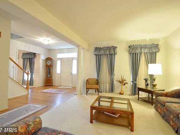 3rd image of 15437 Cagney Ct